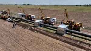 Neuquina entra en fase de obras solapadas para evacuar su crudo