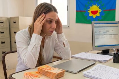 Homologaciones sectoriales, escalas oficiales y SINEP: el empleo formal argentino sigue ajustándose por carriles administrativos en 2026