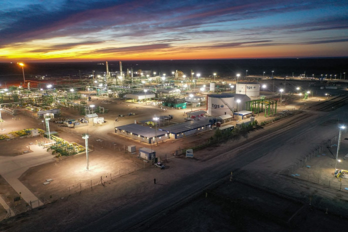 TGS aprueba el FID del Proyecto NGL: la arquitectura de US$3.000 millones que cierra el cuello de botella logístico de Vaca Muerta